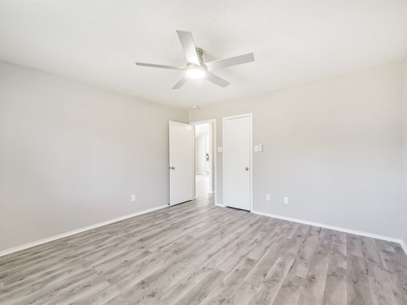 7443 Ida Wells Forest Drive, Houston TX 77016