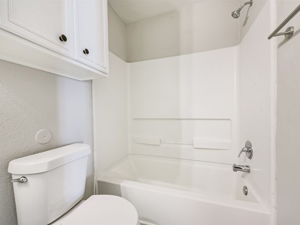 7443 Ida Wells Forest Drive, Houston TX 77016
