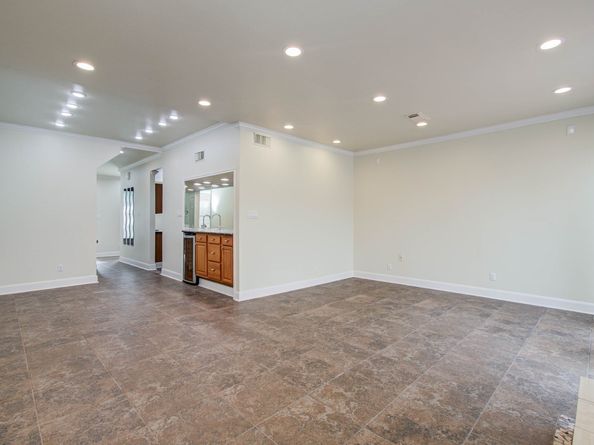 5701 Winsome Lane 2, Houston TX 77057