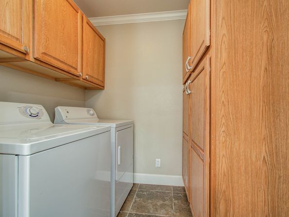 5701 Winsome Lane 2, Houston TX 77057