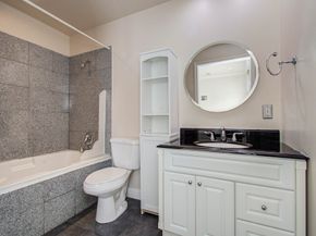 5701 Winsome Lane 2, Houston TX 77057