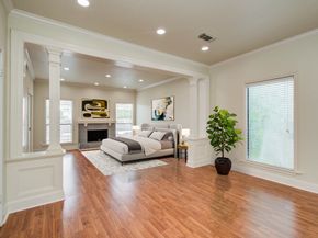 5701 Winsome Lane 2, Houston TX 77057
