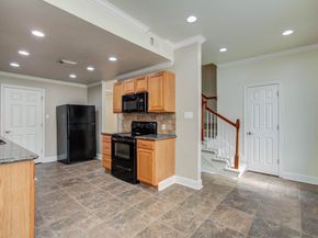 5701 Winsome Lane 2, Houston TX 77057