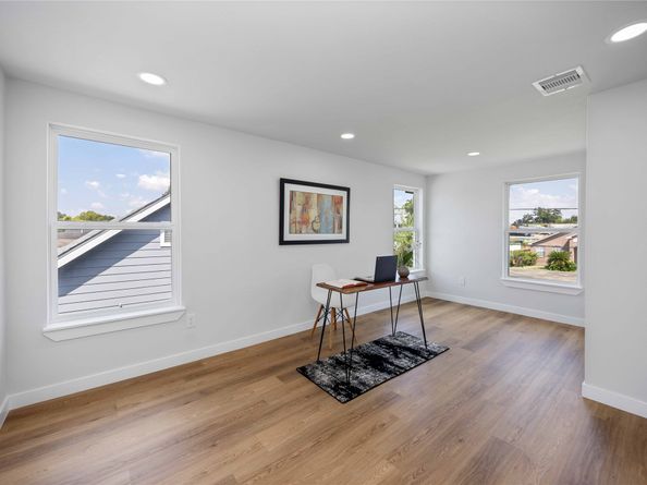 2420 Woodard Street, Houston TX 77026