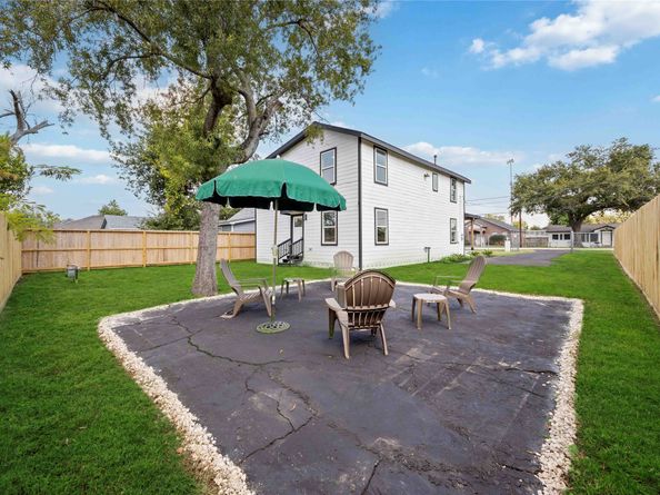 2420 Woodard Street, Houston TX 77026