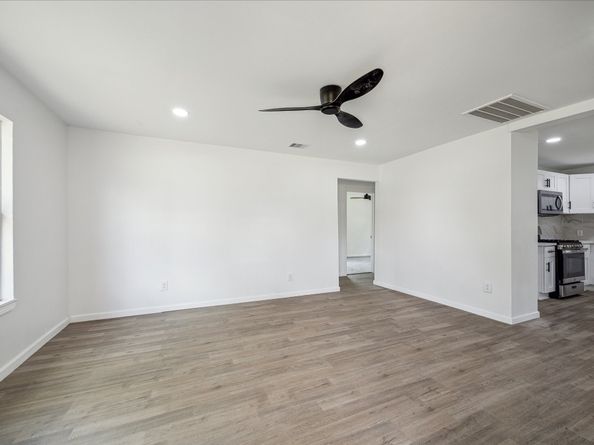 5614 El Buey Way, Houston TX 77017