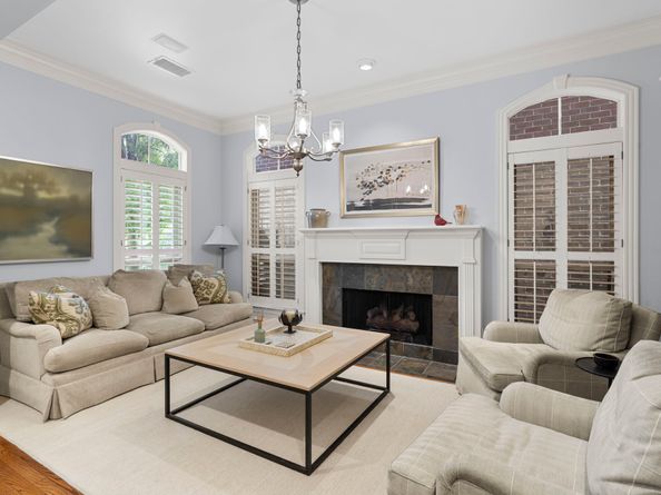 5823 Augusta Court, Houston TX 77057