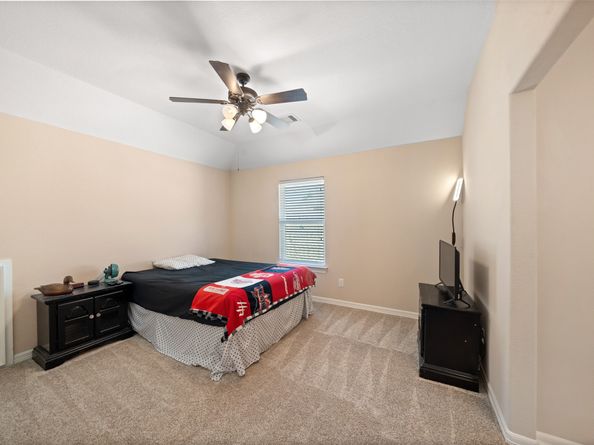 14710 Castle Cove Lane, Houston TX 77044