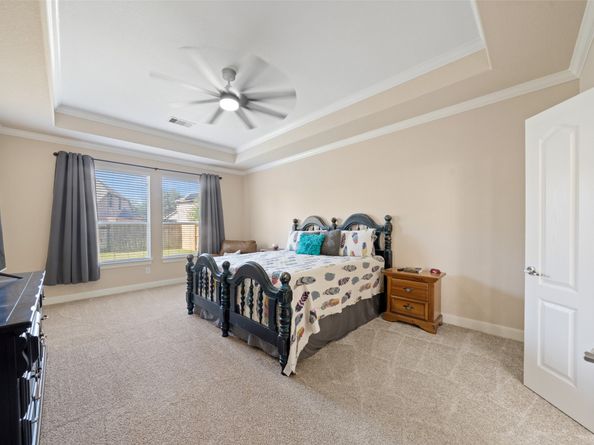 14710 Castle Cove Lane, Houston TX 77044