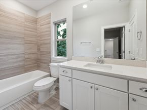 804 Glowing Dawn Drive, Houston TX 77018