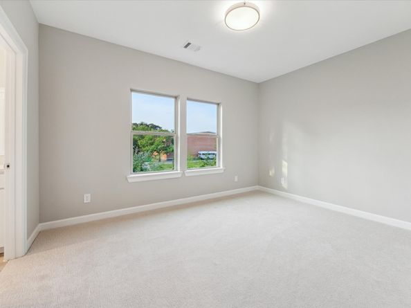 804 Glowing Dawn Drive, Houston TX 77018