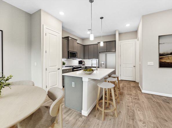 804 Glowing Dawn Drive, Houston TX 77018