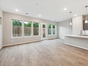 804 Glowing Dawn Drive, Houston TX 77018