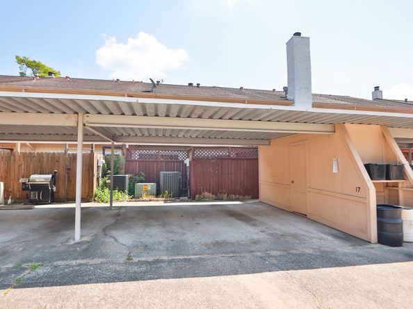 5800 Lumberdale Road 17, Houston TX 77092