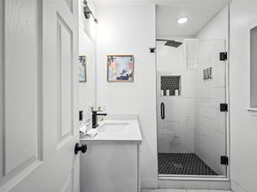 3404 Rosedale Street, Houston TX 77004
