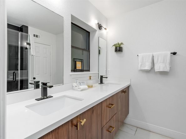 3404 Rosedale Street, Houston TX 77004