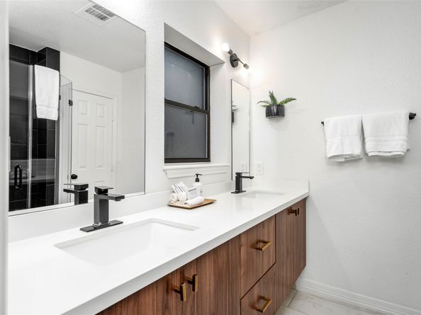 3404 Rosedale Street, Houston TX 77004