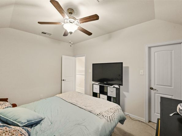 13722 Mckinney Creek Lane, Houston TX 77044