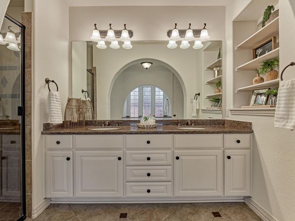 15 Ramey Heights Court, The Woodlands TX 77381