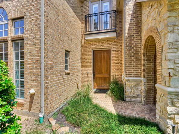 15 Ramey Heights Court, The Woodlands TX 77381