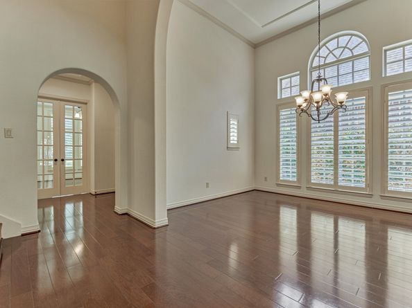 15 Ramey Heights Court, The Woodlands TX 77381