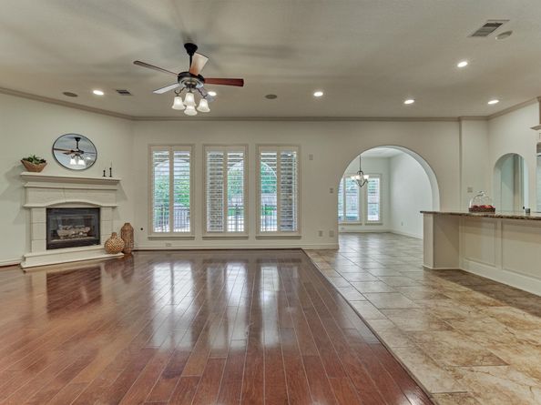 15 Ramey Heights Court, The Woodlands TX 77381