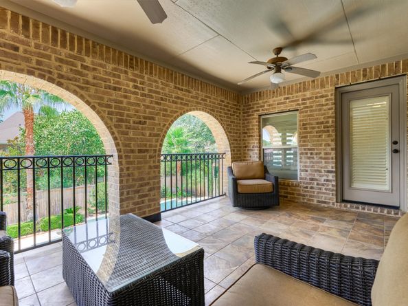 15 Ramey Heights Court, The Woodlands TX 77381