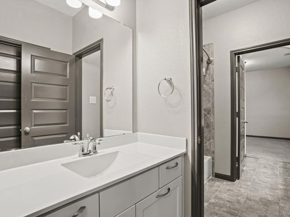 14105 N Lake Branch Lane, Houston TX 77044