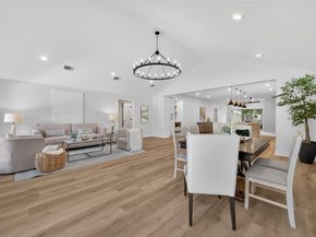 906 Eleanor Street, Houston TX 77009