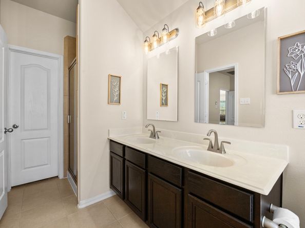 12951 Pecan Shores Drive, Houston TX 77044