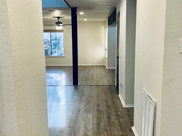 2325 Crescent Park Drive 277, Houston TX 77077