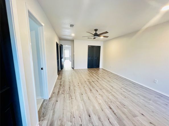 2325 Crescent Park Drive 277, Houston TX 77077