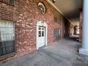 9201 Clarewood Drive 10, Houston TX 77036