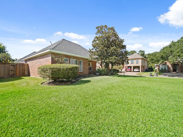 2007 N Greens Boulevard, Richmond TX 77406