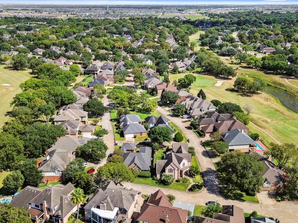 2007 N Greens Boulevard, Richmond TX 77406