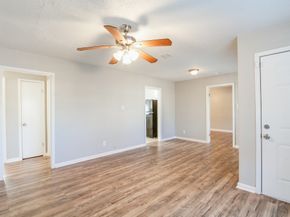 10201 Homestead Road, Houston TX 77016