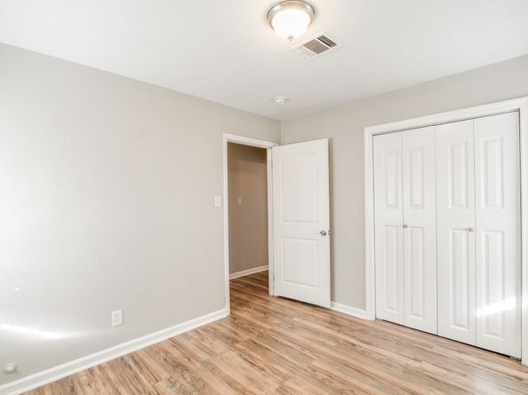 10201 Homestead Road, Houston TX 77016