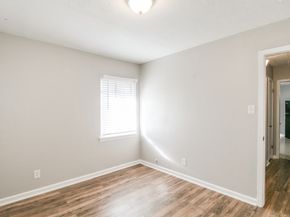 10201 Homestead Road, Houston TX 77016