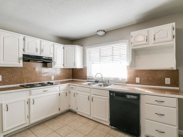 10201 Homestead Road, Houston TX 77016