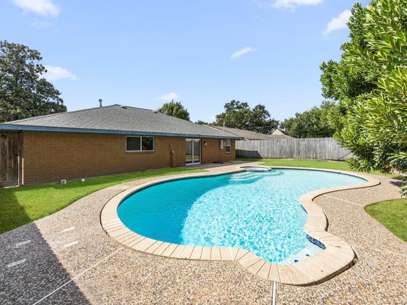 7622 Troulon Drive, Houston TX 77074