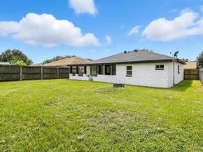 12206 Lennox Gardens Drive, Houston TX 77066