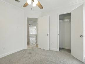 12206 Lennox Gardens Drive, Houston TX 77066