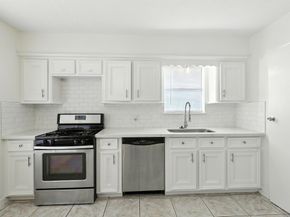 12206 Lennox Gardens Drive, Houston TX 77066