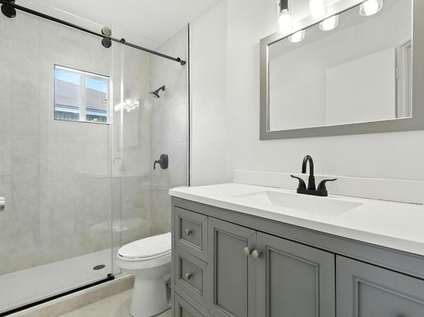 12206 Lennox Gardens Drive, Houston TX 77066