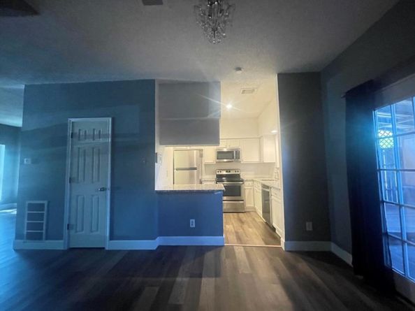 12300 Brookglade Circle 93, Houston TX 77099