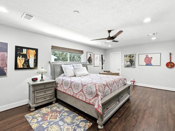39 W Torch Pine Circle, The Woodlands TX 77381