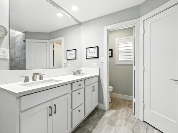 39 W Torch Pine Circle, The Woodlands TX 77381