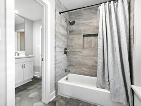 39 W Torch Pine Circle, The Woodlands TX 77381