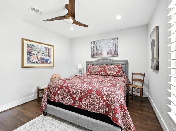 39 W Torch Pine Circle, The Woodlands TX 77381