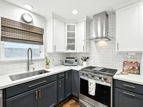 39 W Torch Pine Circle, The Woodlands TX 77381